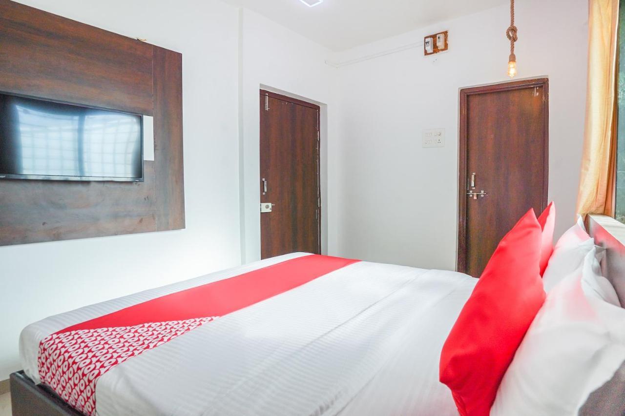Oyo Flagship 70264 Hotel Vrindavan Mangvadi المظهر الخارجي الصورة