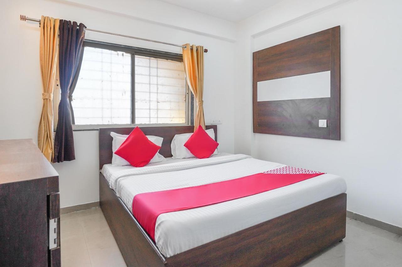 Oyo Flagship 70264 Hotel Vrindavan Mangvadi المظهر الخارجي الصورة