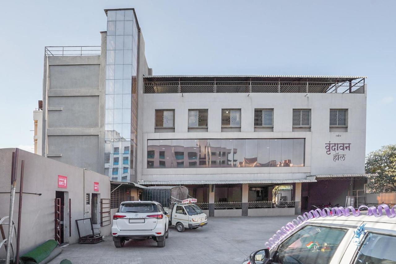 Oyo Flagship 70264 Hotel Vrindavan Mangvadi المظهر الخارجي الصورة