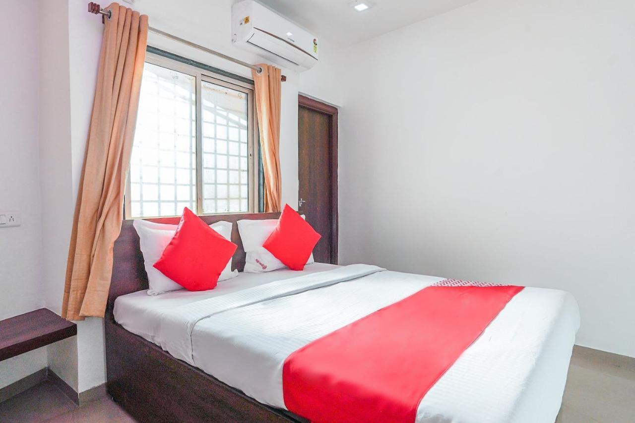 Oyo Flagship 70264 Hotel Vrindavan Mangvadi المظهر الخارجي الصورة