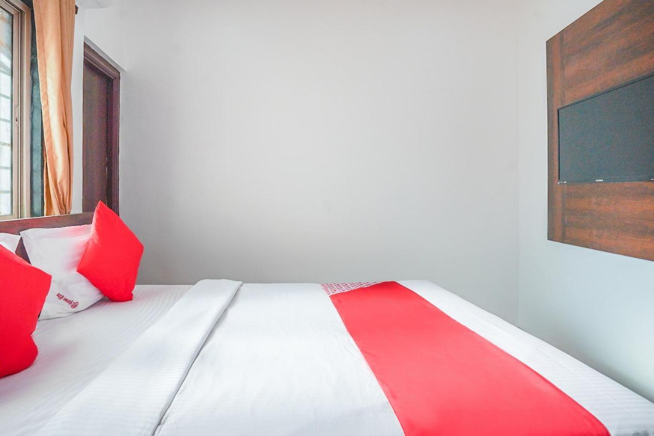 Oyo Flagship 70264 Hotel Vrindavan Mangvadi المظهر الخارجي الصورة