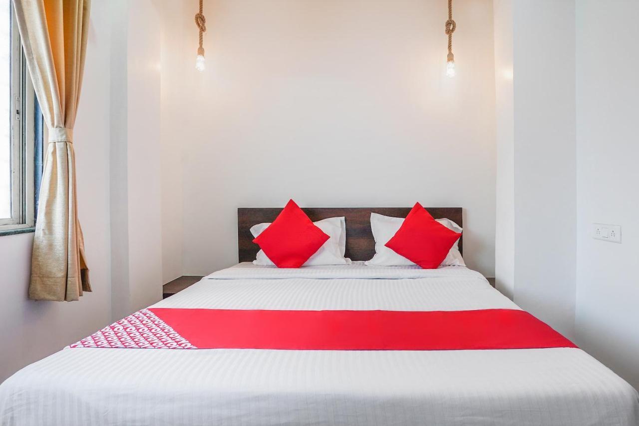 Oyo Flagship 70264 Hotel Vrindavan Mangvadi المظهر الخارجي الصورة